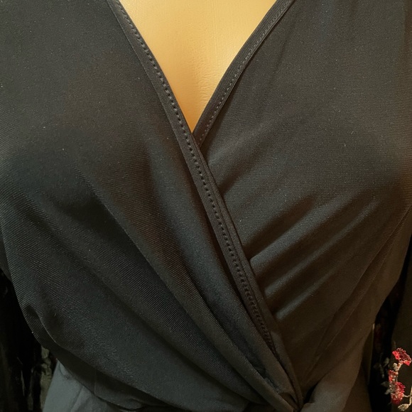 NWT PerSeption Concept Chiffon Black & Floral Top with Puff Sleeves SzL - Picture 5 of 14